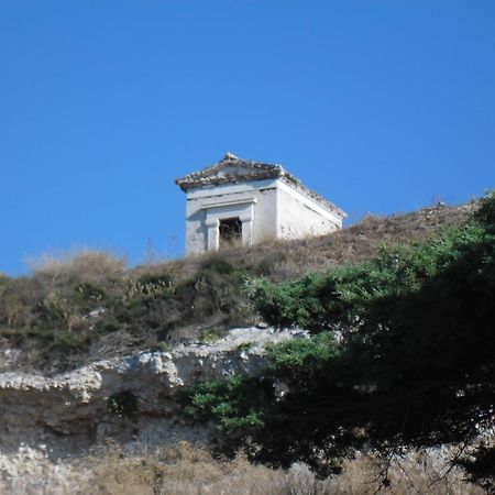 Paros Rooms Dora 외부 사진