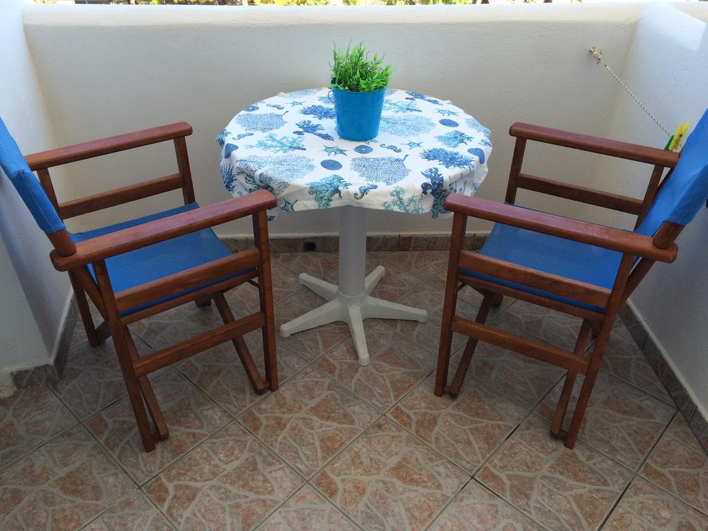 Paros Rooms Dora 외부 사진