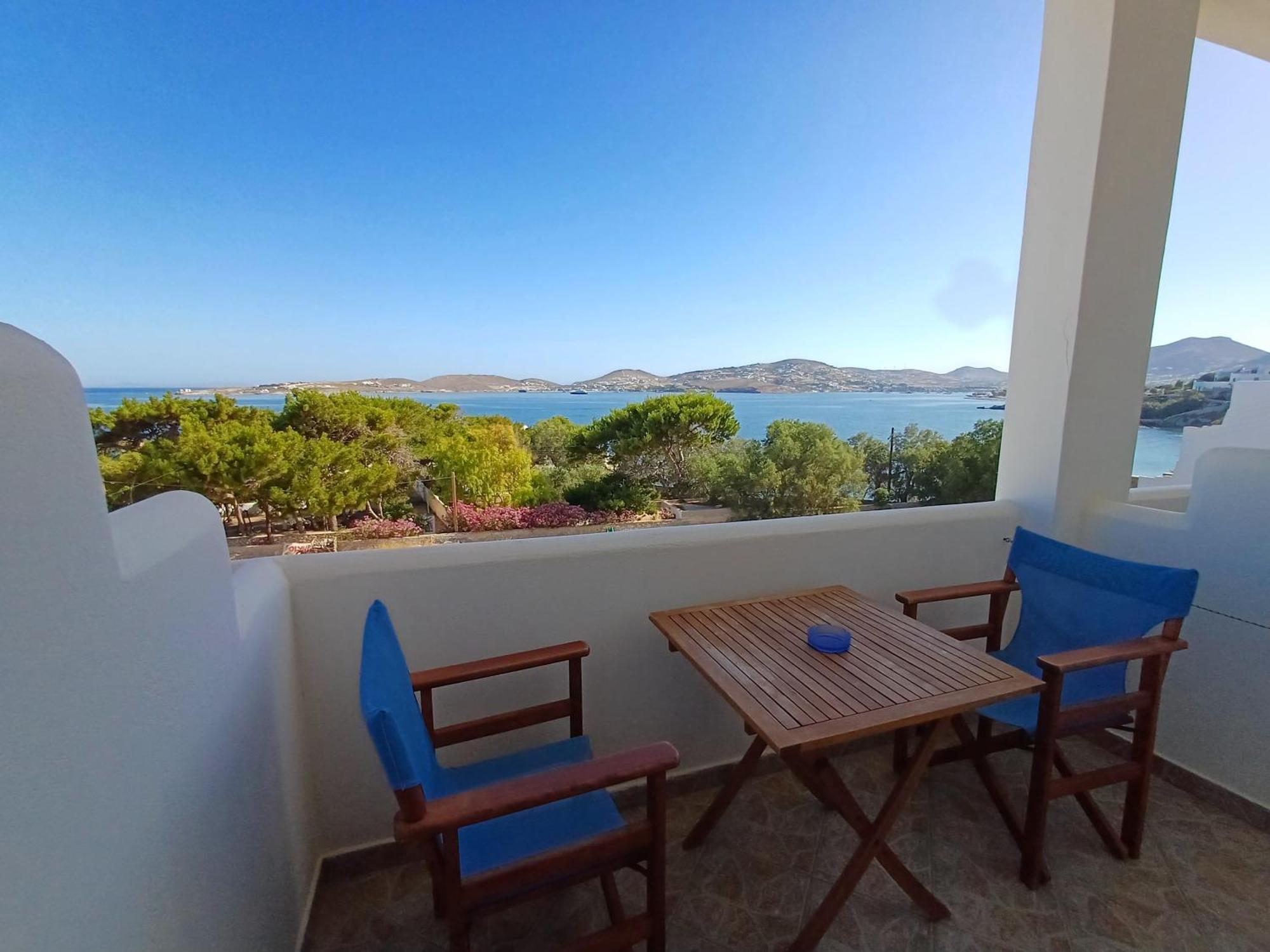Paros Rooms Dora 외부 사진