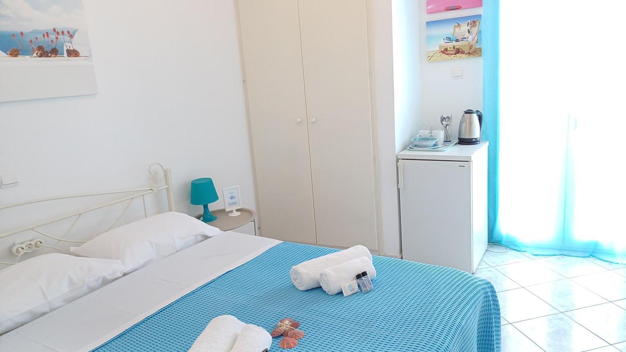 Paros Rooms Dora 외부 사진