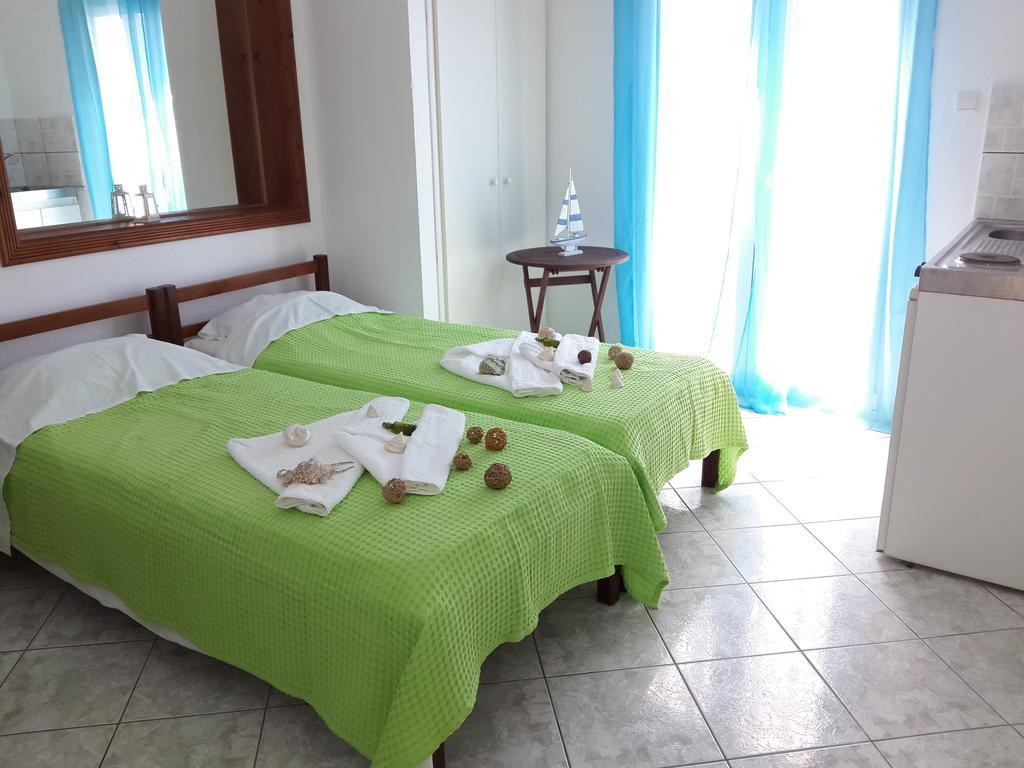 Paros Rooms Dora 외부 사진